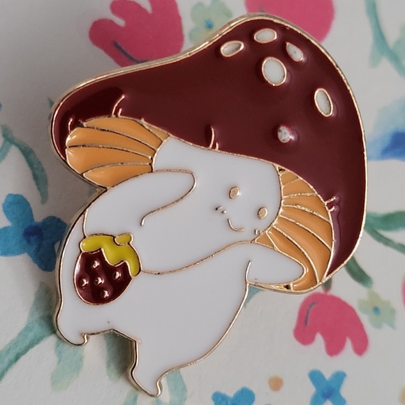 Adorable Smiling Mushroom Wearing A Strawberry Purse Enamel Pin - Picture 4 of 10